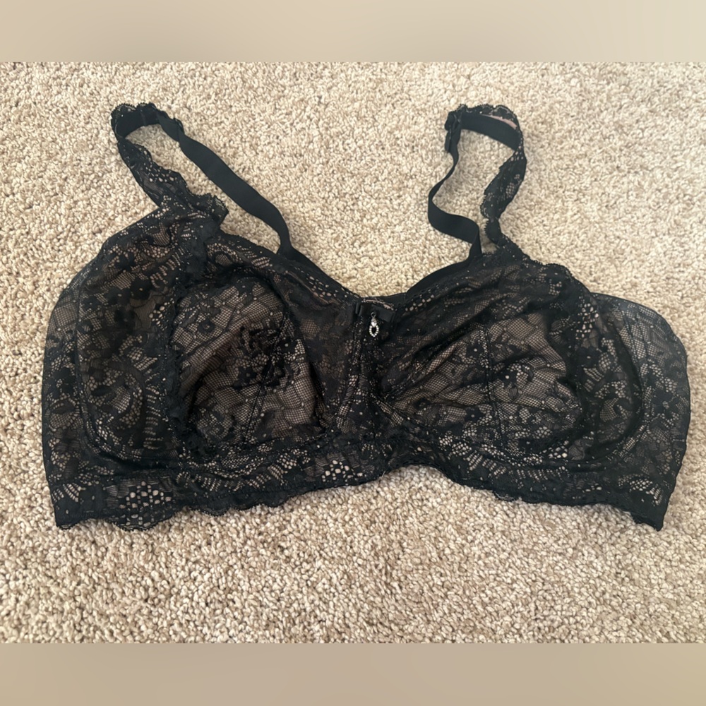 Elegant Black Lace Bra